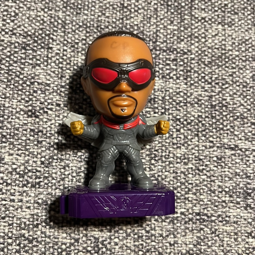 Marvel Falcon Infinity War McDonald’s Figure